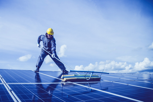 Professional Vs. DIY Solar Panel Maintenance: Pros and Cons